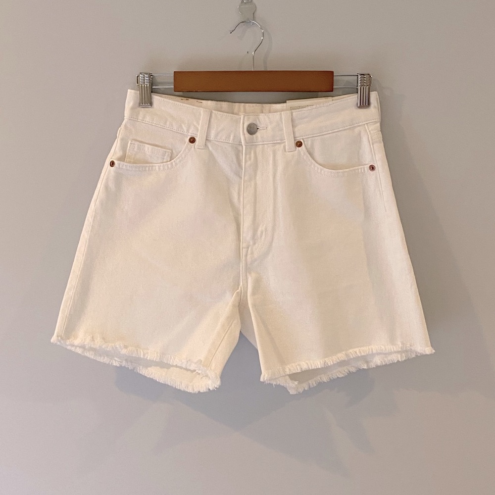 NWT White denim shorts H&M size 8